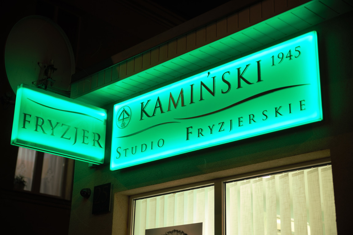 studio neon